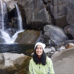 Meet your Posher, Aina